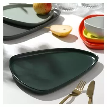 Тарелка нестандартной формы "Тёмно-зелёная", 28 х 22 см