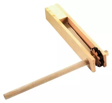 Трещотка круговая, из дерева