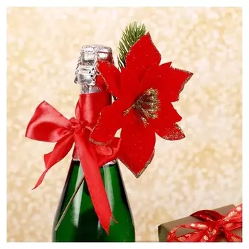 Украшение на бутылку «Новогодний цветок» цвет красный
