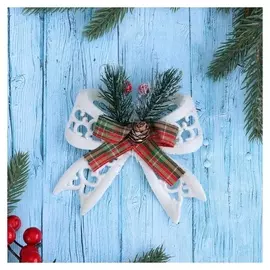 Украшение ёлочное "Бант с шишкой, ягодами и лентой в клетку" 11х11 см, розовый