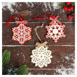 Украшение ёлочное "Снежинка резная, с бантиком" 8х9,5 см