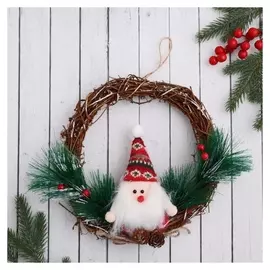 Венок новогодний D-22 см "Скандинавия" гномик