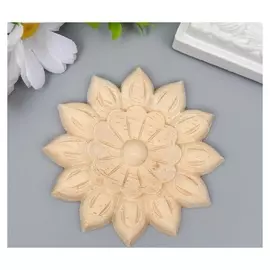 Заготовка для росписи дерево "Фигурный элемент - цветок" B125 8х8 см