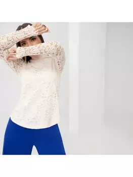 Блузка Тайное восхищение (белые цветы)