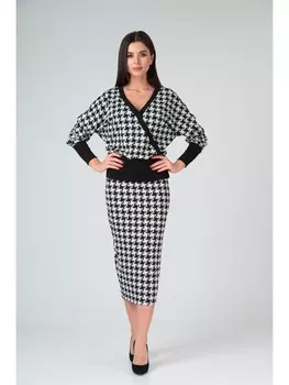 Юбочные костюмы 1753