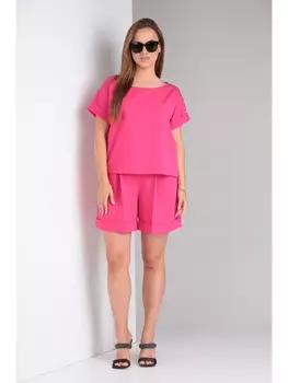 Костюмы с шортами 2022