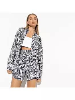 Костюмы с шортами Своя среди звезд (2 в 1)