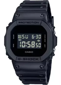 Японские наручные мужские часы Casio DW-5600UBB-1. Коллекция G-Shock