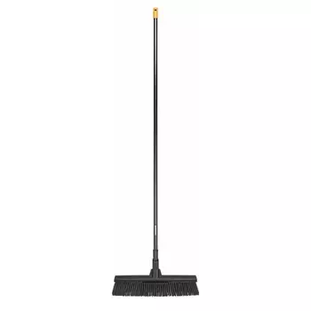 Метла большая Fiskars Solid 1025926