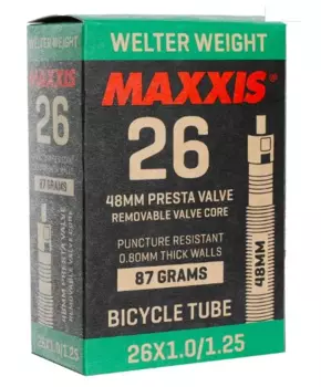 Камера Maxxis Welter Weight 26" (облегченная (толщина стенки 0,80 мм) 26x1.0-1.25 ниппель (спорт))