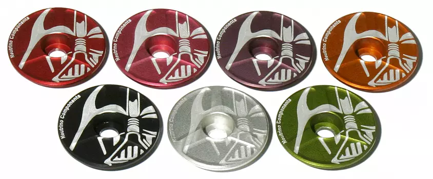 Крышка якоря рулевой колонки (топкэп) Neutrino Darth Vader (желтый)