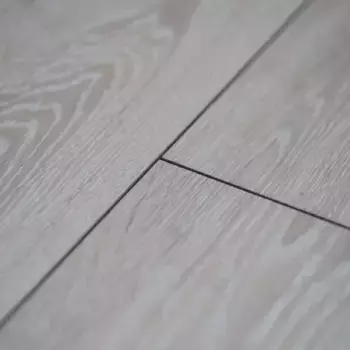 Ламинат «Wood Style» Solid Дуб Базальт 138,2х19,5 WSD07 33 класс серо-бежевый