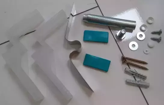 Установочный комплект «Cezares» CZR-SCR-FIX-3-KIT универсальный для 3-ей панели