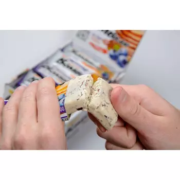 Протеиновый батончик Bombbar - Смородиново-черничный панкейк (12 шт.)