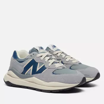 Женские кроссовки New Balance