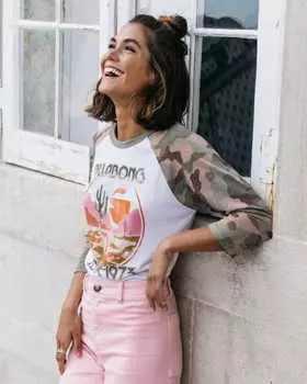 Женская футболка Ride Alone