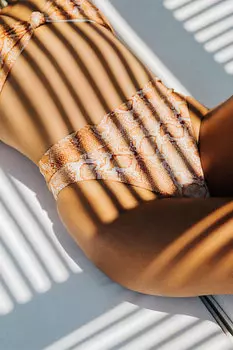 Плавки С Высокой Талией И Змеиным Принтом Over The Sun Maui