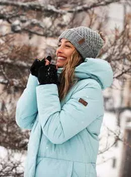 Женская шапка с помпоном Roxy Blizzard