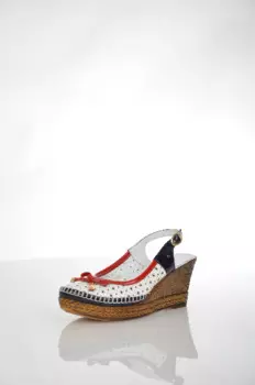 Босоножки DAKKEM