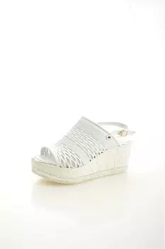 Босоножки KRUZO