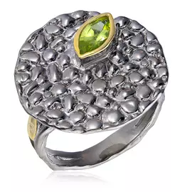 Кольцо из серебра с перидотом и позолотой SZ561R009