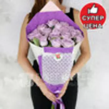 Букет из 19 сиреневых роз