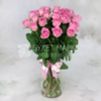 Букет из 25 малиновых роз 60 см. ПМ