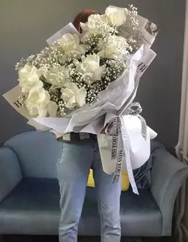 Букет Гигант из Французских Роз с Гипсофилой