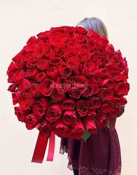 Букет из 101 Красной Розы в Атласной Ленте