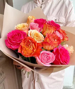 Букет Эквадорских Роз в Матовой упаковке LUX