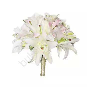 Свадебный букет из 7 лилий белых