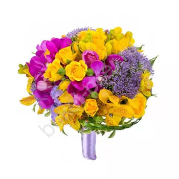 Свадебный букет из кустовой розы и орхидеи