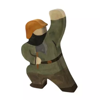 Деревянная игрушка Сказки дерева "Пожарный с топором"