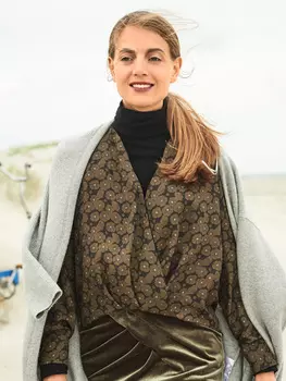 Выкройка: Блузка с эффектом запаха