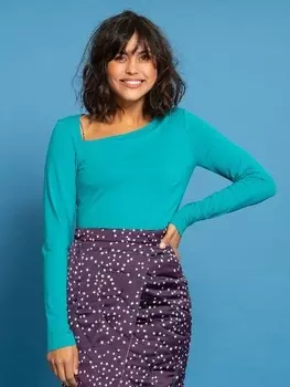 Выкройка: Блузка с асимметричным вырезом