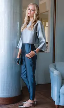 Выкройка: Блузка с цельнокроеными рукавами и брюки с высокой талией