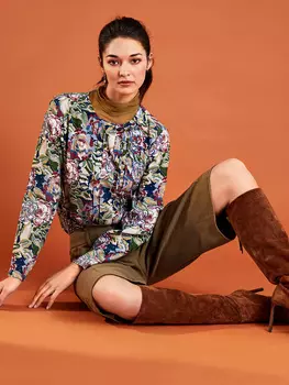 Выкройка: Блузка с круглым вырезом горловины