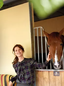 Выкройка: Блузка с расклешенными манжетами