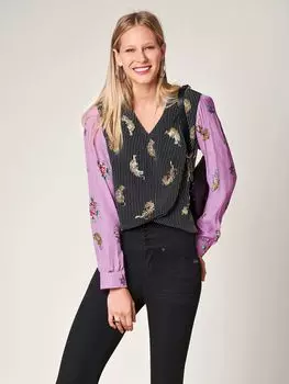 Выкройка: Блузка с V-образным вырезом