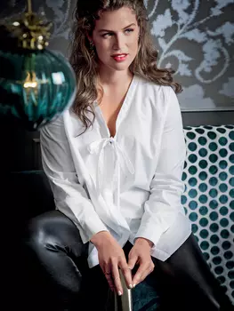 Выкройка: Блузка с V-образным вырезом горловины