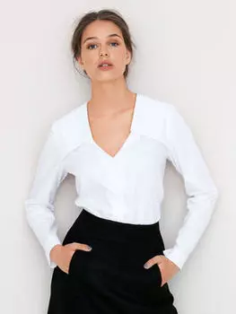 Выкройка: Блузка с V-образным вырезом горловины