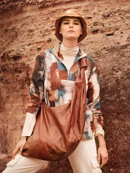 Выкройка: Блузка с втачной манишкой а-ля тройер