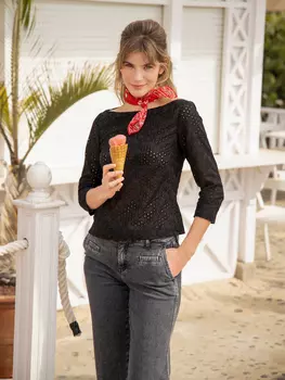 Выкройка: Блузка с вырезом-лодочкой