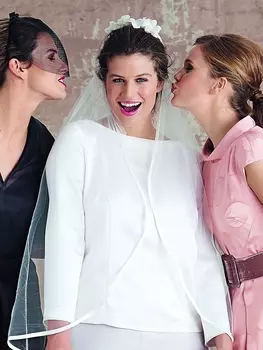 Выкройка: Блузка с вырезом лодочкой