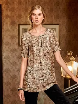 Выкройка: Блузка с «жабо» из трех воланов