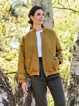 Выкройка: Бомбер из стеганой ткани