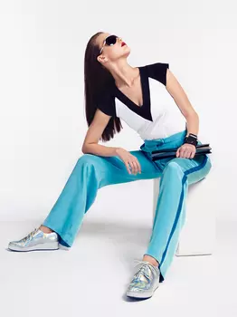 Выкройка: Брюки прямого кроя с лампасами