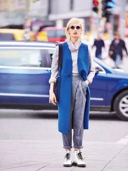 Выкройка: Брюки с цельнокроеными карманами