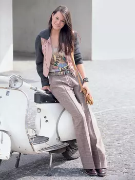 Выкройка: Брюки со складками-стрелками