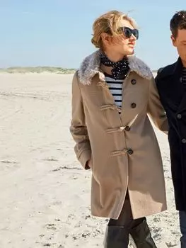 Выкройка: Дафлкот приталенного силуэта